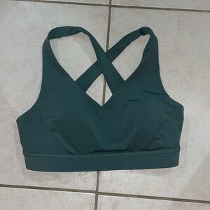 Green, Envital Lululemon sports bra, size 6!